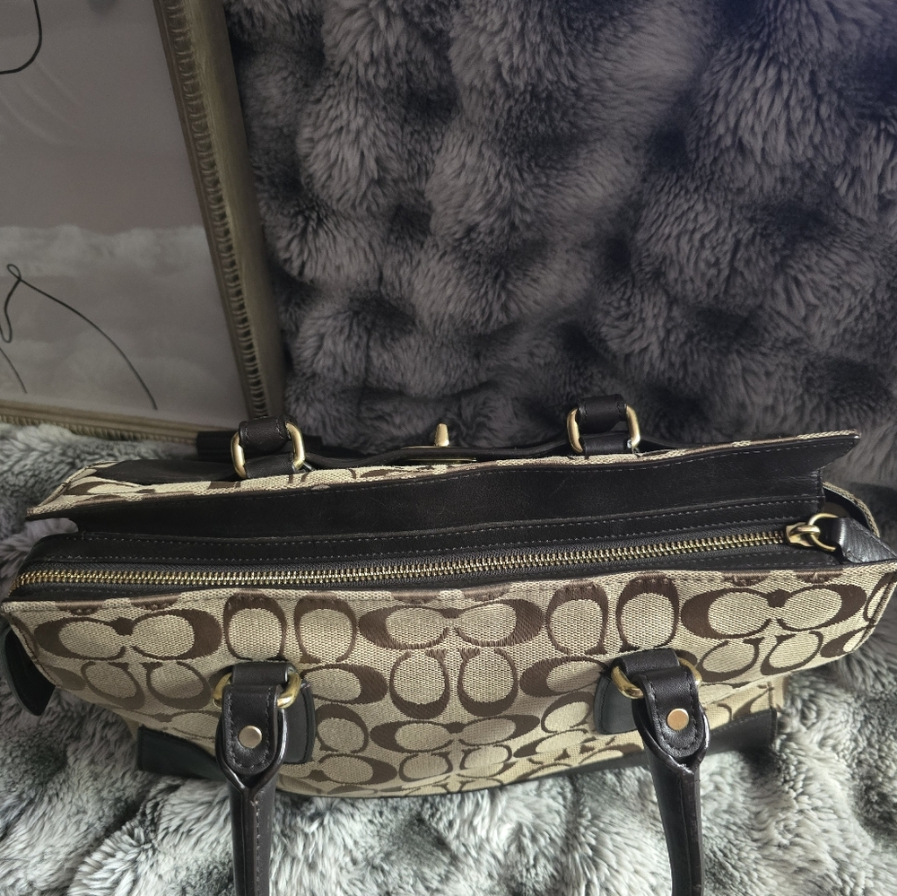 Coach Brown and Tan Legacy Bag and Matching Wallet - Picture 7 of 12